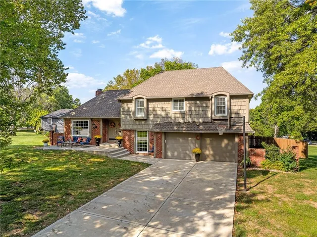 $479,000 | 11729 Wyandotte Street, Kansas City, MO 64114