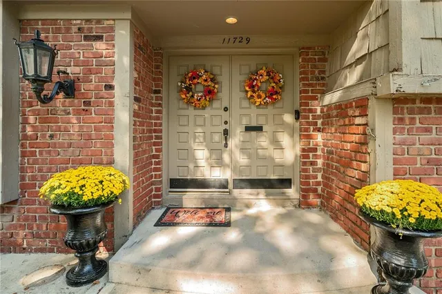 $479,000 | 11729 Wyandotte Street, Kansas City, MO 64114