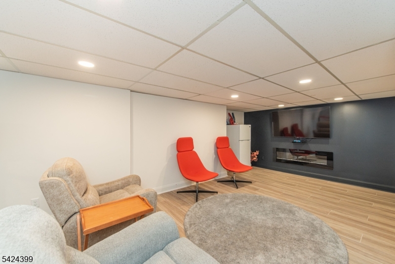 80 Park Road Parsippany, NJ 07054 - Photo 27 of 37