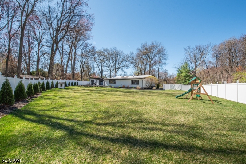 80 Park Road Parsippany, NJ 07054 - Photo 34 of 37