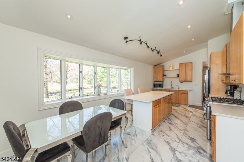 80 Park Road Parsippany, NJ 07054 - Photo 5 of 37