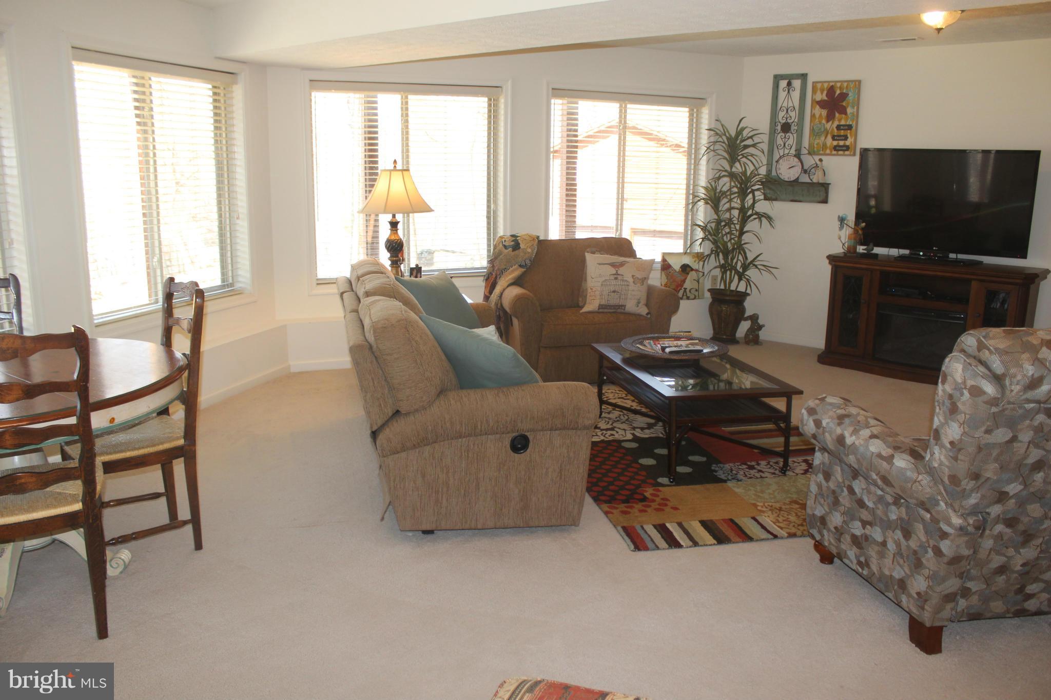 495 Greenfield Road Front Royal, VA 22630 - Photo 21 of 29 Great Room