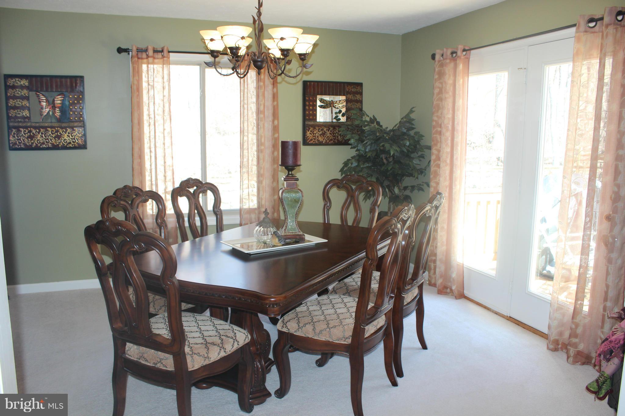 495 Greenfield Road Front Royal, VA 22630 - Photo 7 of 29 Dining Room