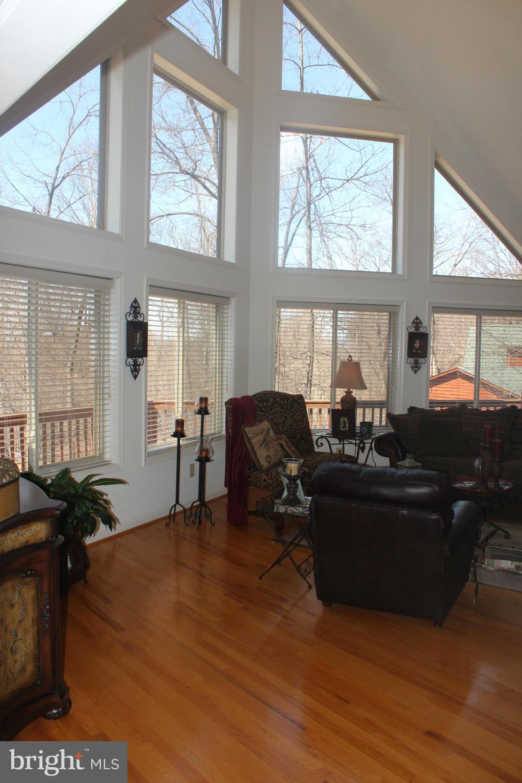 495 Greenfield Road Front Royal, VA 22630 - Photo 8 of 29 Family Room