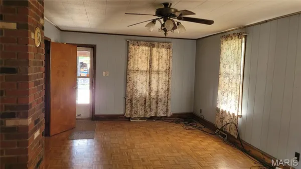 $1,700,000 | 78 Franks Lane, Hillsboro, IL 62049