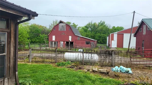 $1,700,000 | 78 Franks Lane, Hillsboro, IL 62049