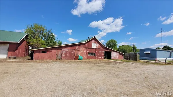 $1,700,000 | 78 Franks Lane, Hillsboro, IL 62049