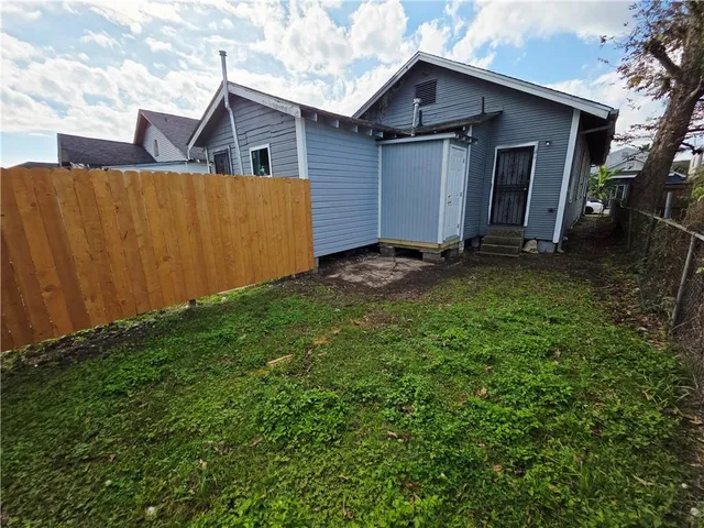 $1,200 | 8729 Green Street, New Orleans, LA 70118