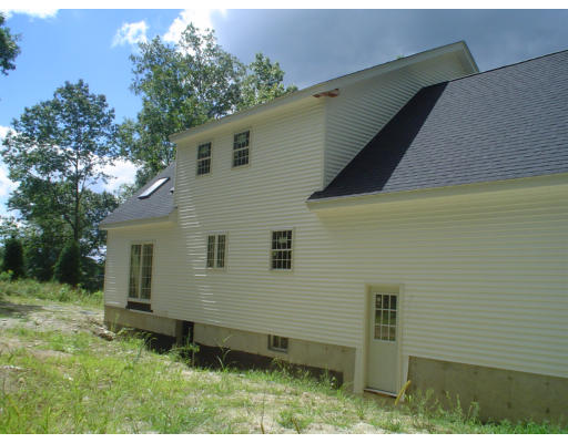 44 Ramshorn Road Dudley, MA 01571 - Photo 3 of 3