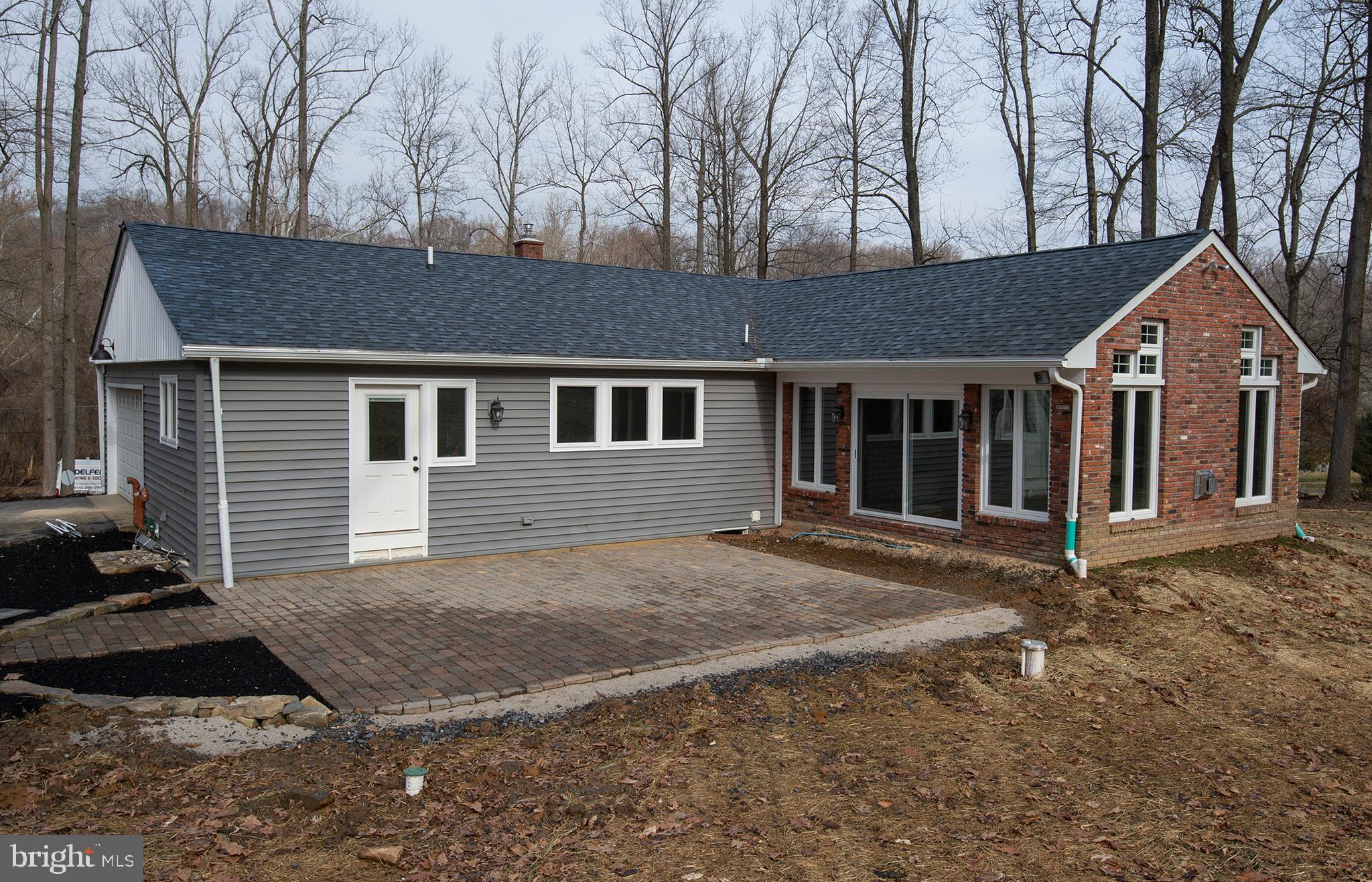 40 Andrien Road Glen Mills, PA 19342 - Photo 24 of 26 Paver Patio