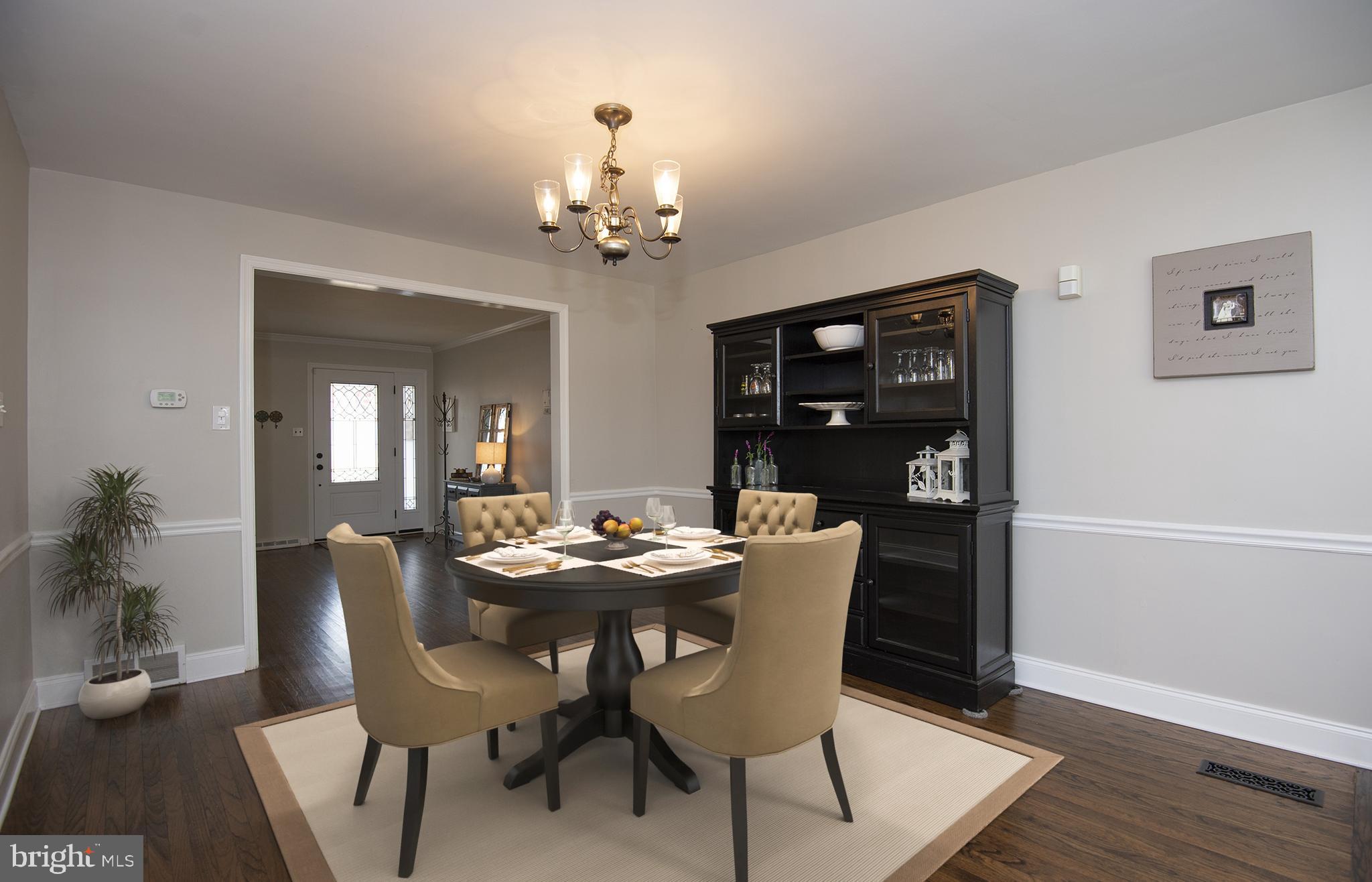 40 Andrien Road Glen Mills, PA 19342 - Photo 8 of 26 Virtually Staged Dining Room