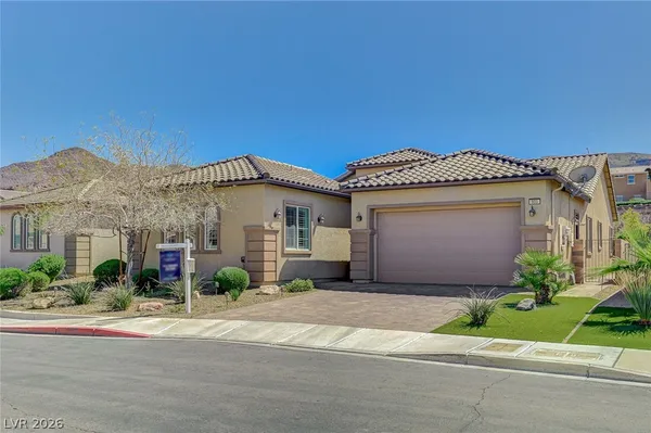 $3,200 | 933 Everest Peak Avenue, Henderson, NV 89012
