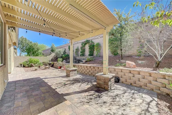 $3,200 | 933 Everest Peak Avenue, Henderson, NV 89012