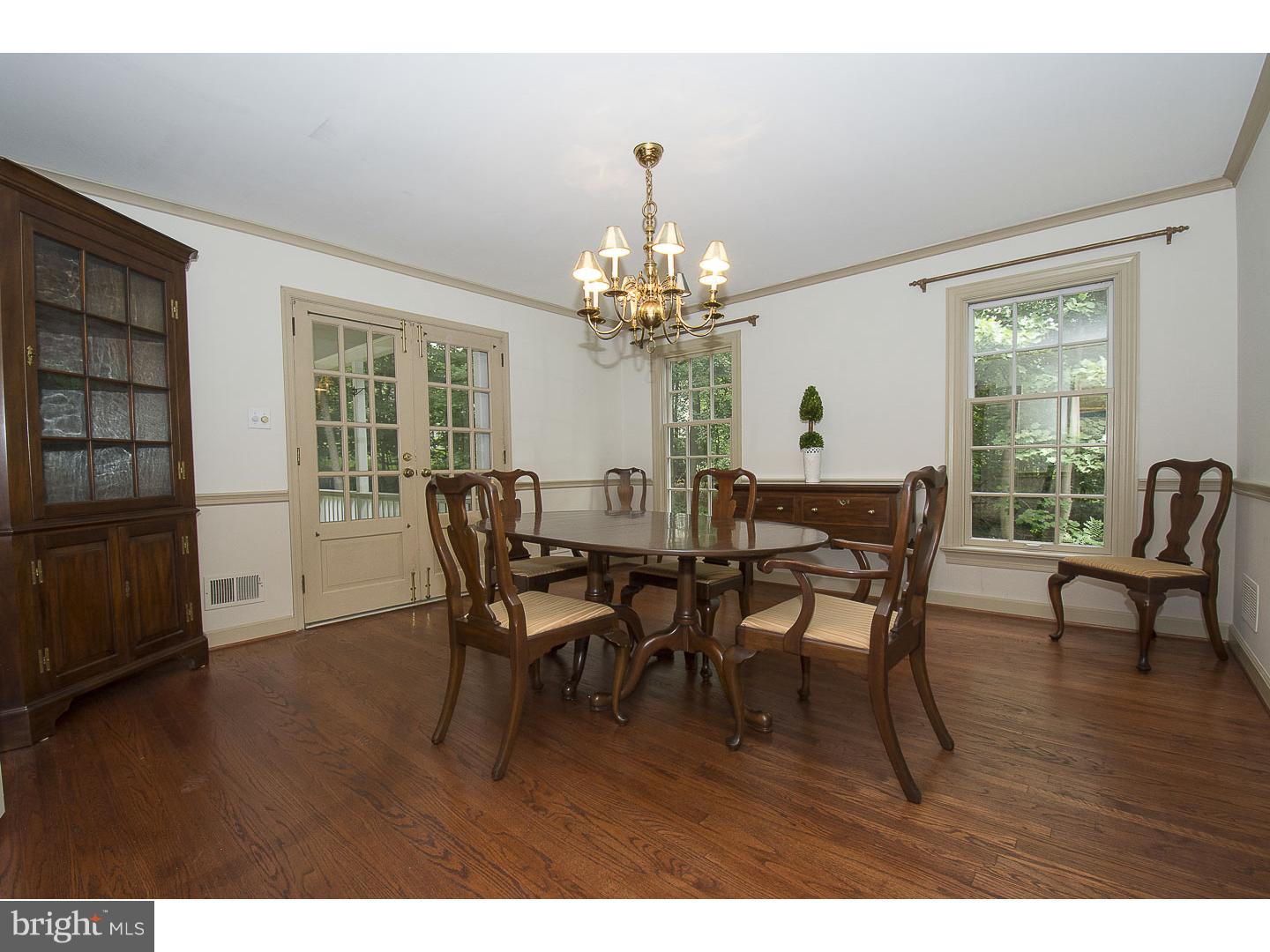 700 Pine Hill Road Wayne, PA 19087 - Photo 5 of 24 Dining Room