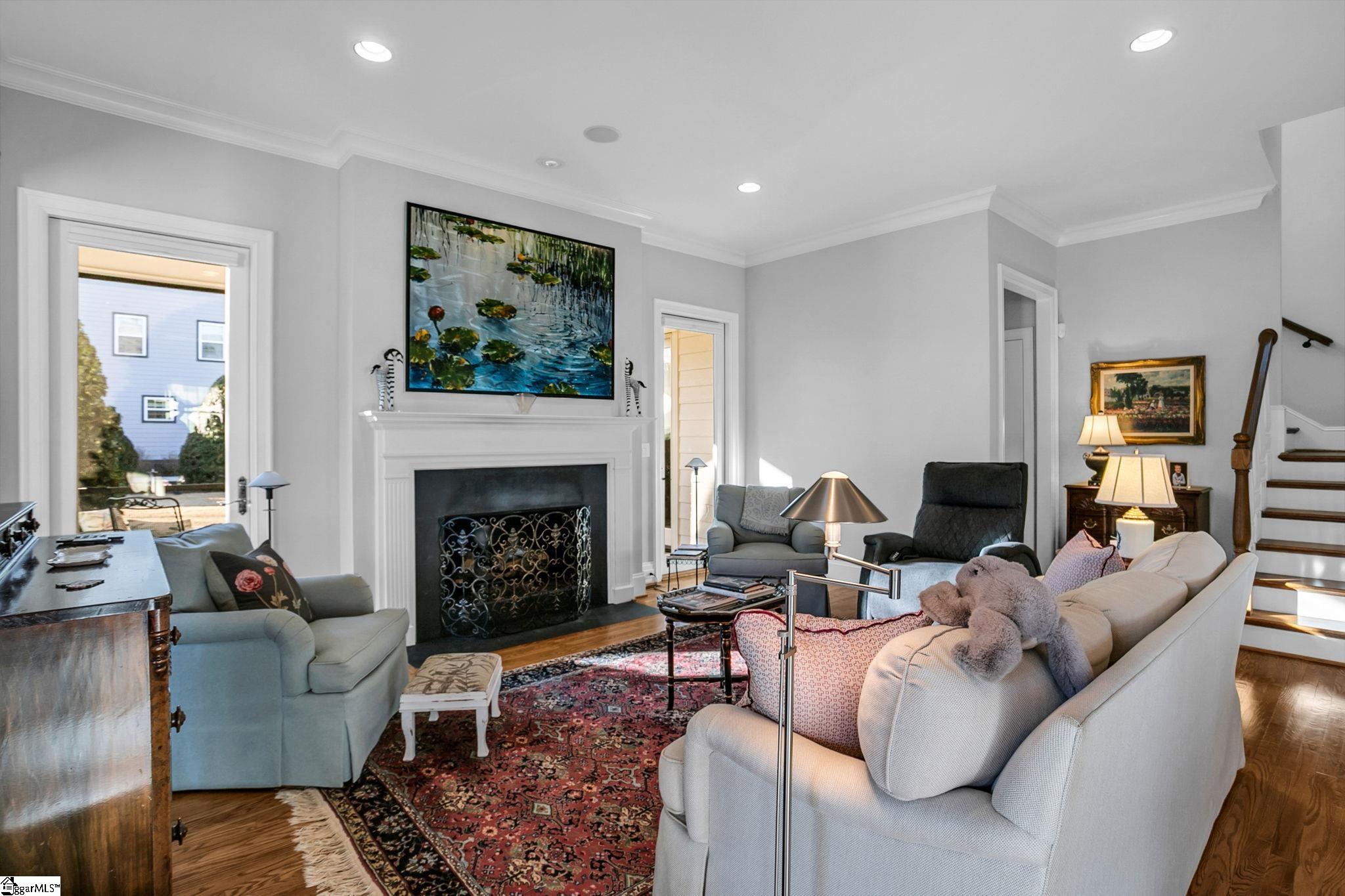 24 Kimborough Street Greenville, SC 29607 - Photo 4 of 50