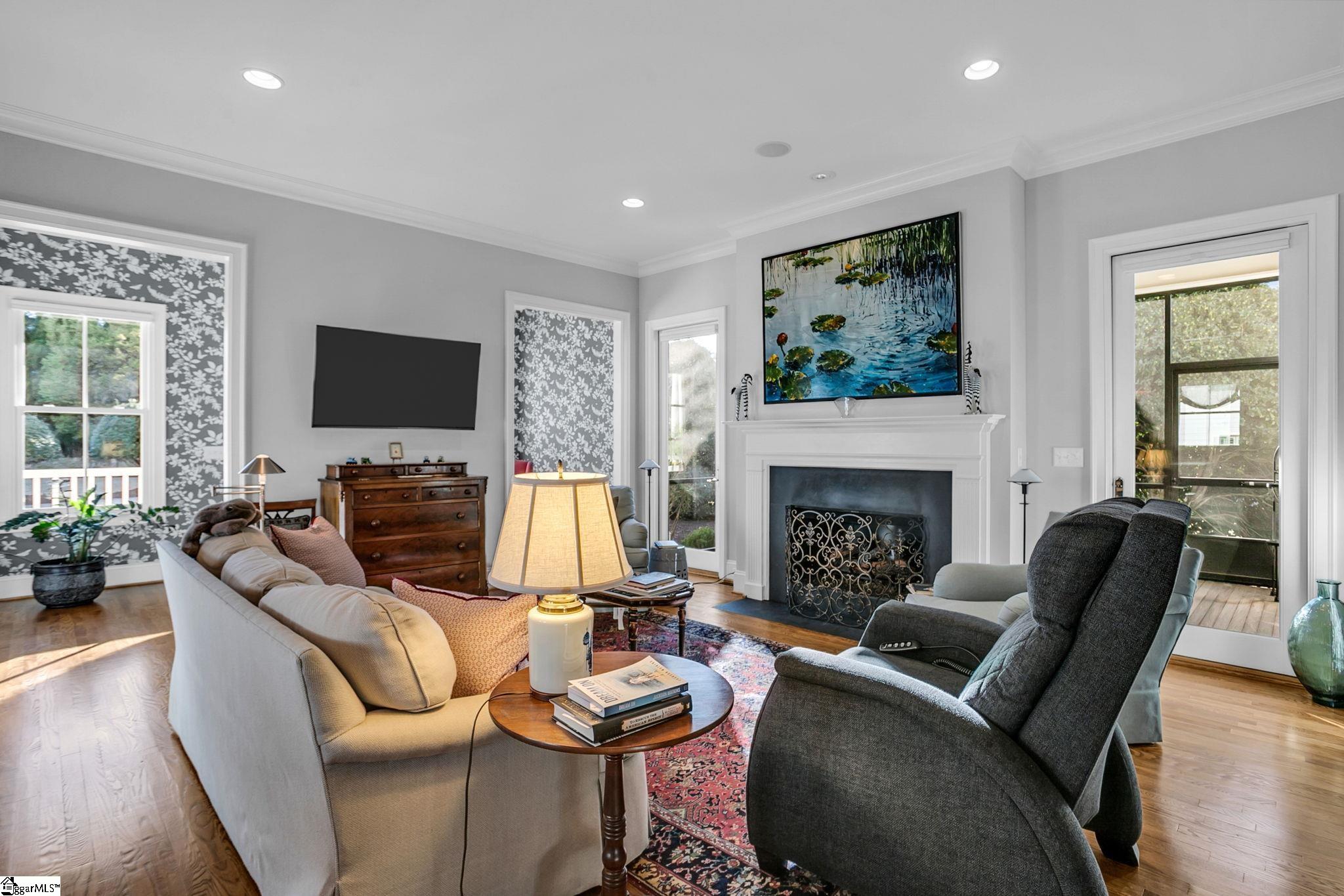 24 Kimborough Street Greenville, SC 29607 - Photo 5 of 50