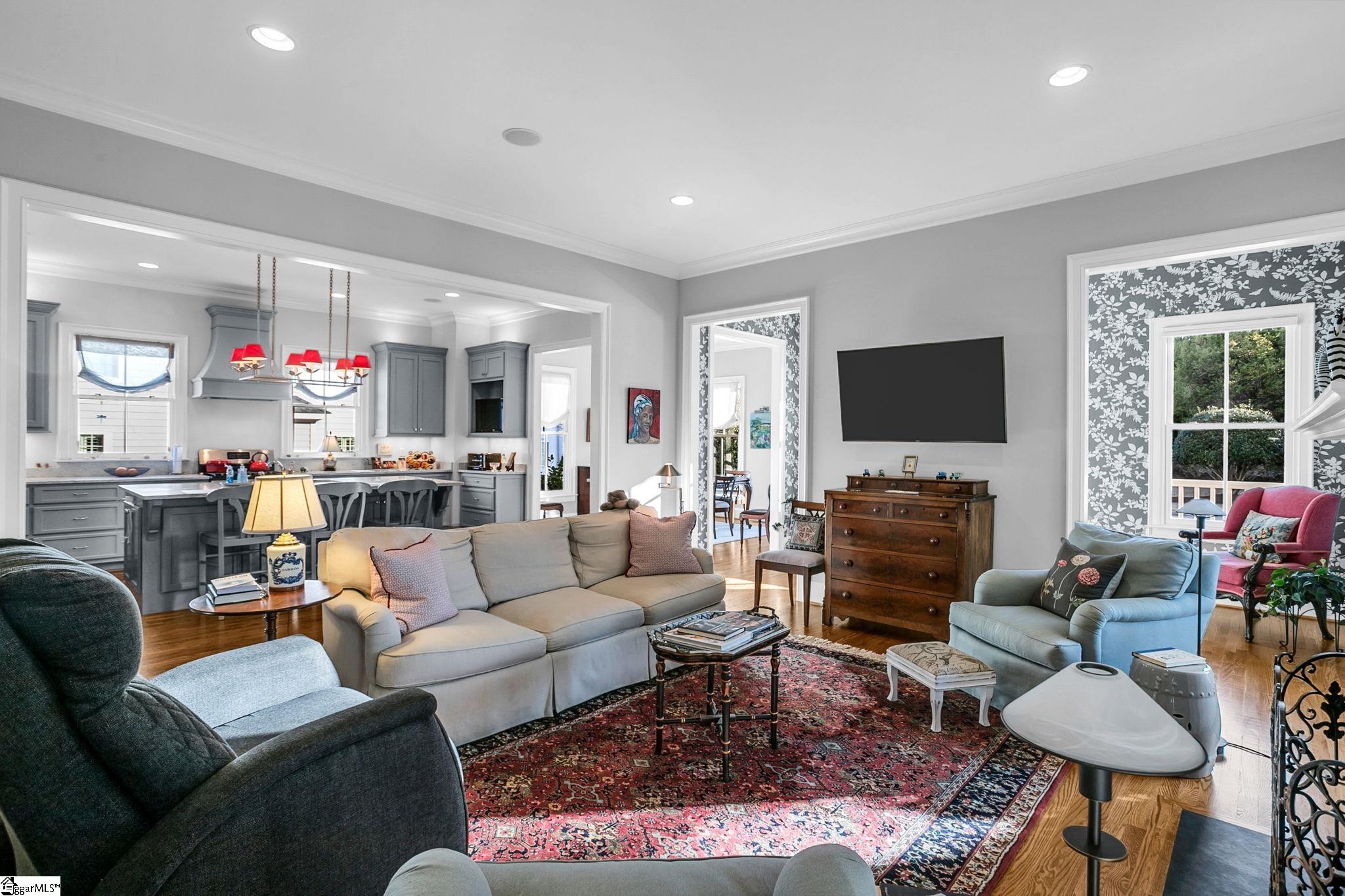 24 Kimborough Street Greenville, SC 29607 - Photo 6 of 50