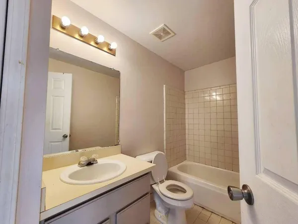 $325,000 | 7316 Sea Mist Drive, Ypsilanti, MI 48197