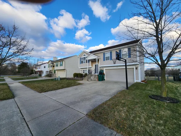 $325,000 | 7316 Sea Mist Drive, Ypsilanti, MI 48197