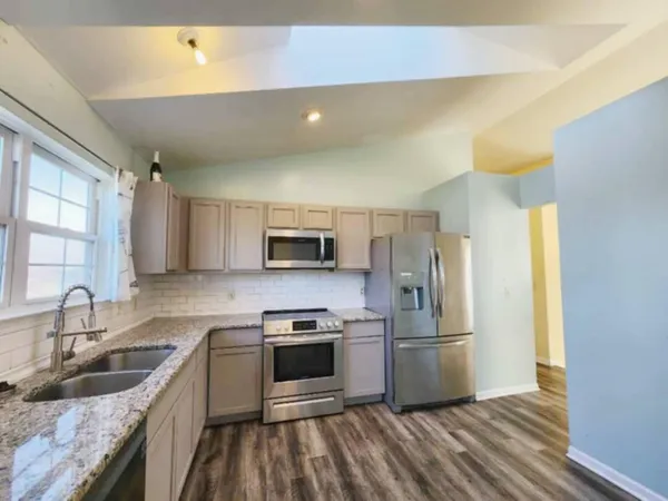 $325,000 | 7316 Sea Mist Drive, Ypsilanti, MI 48197