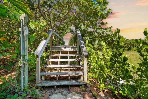 $25,000 | 12376 Florida A1A, Vero Beach, FL 32963