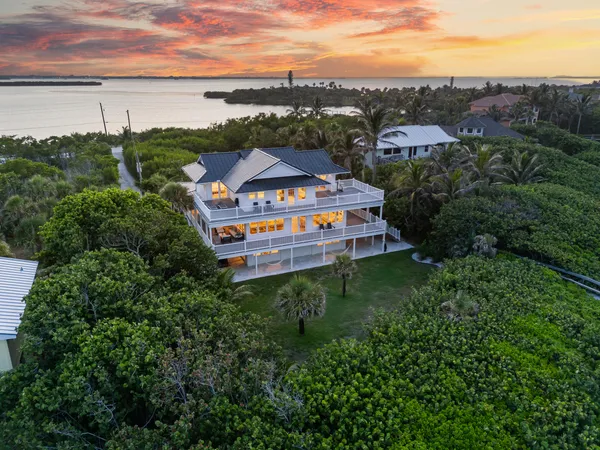 $25,000 | 12376 Florida A1A, Vero Beach, FL 32963