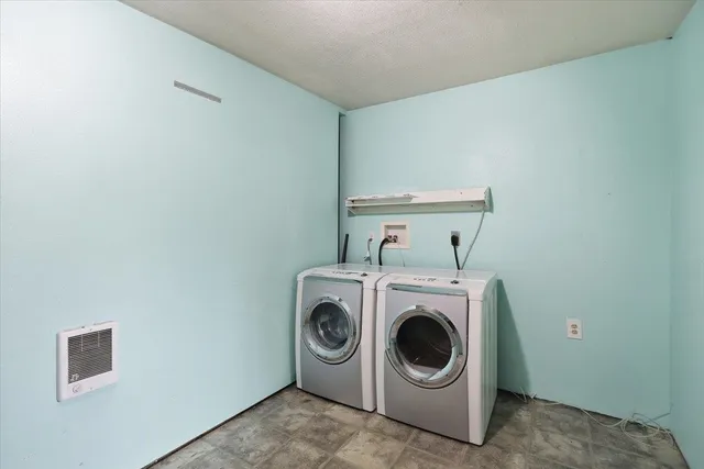 $319,950 | 1219 North Lewis Road, Spokane Valley, WA 99212