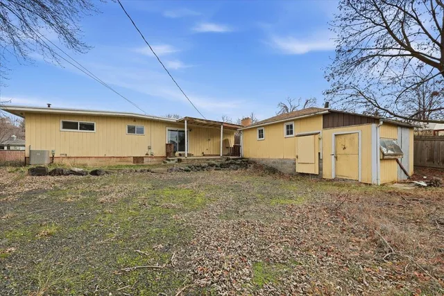 $319,950 | 1219 North Lewis Road, Spokane Valley, WA 99212