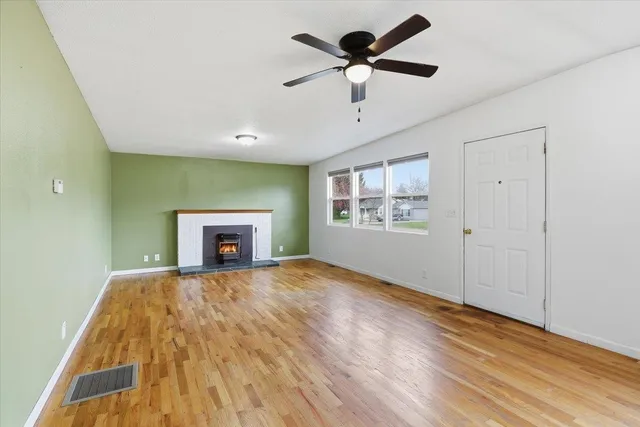 $319,950 | 1219 North Lewis Road, Spokane Valley, WA 99212