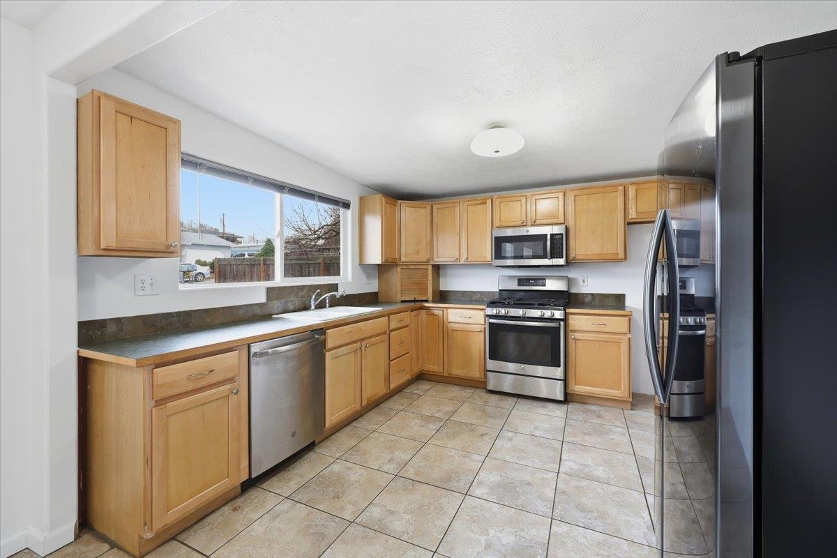 1219 North Lewis Road Spokane Valley, WA 99212 - Photo 8 of 22