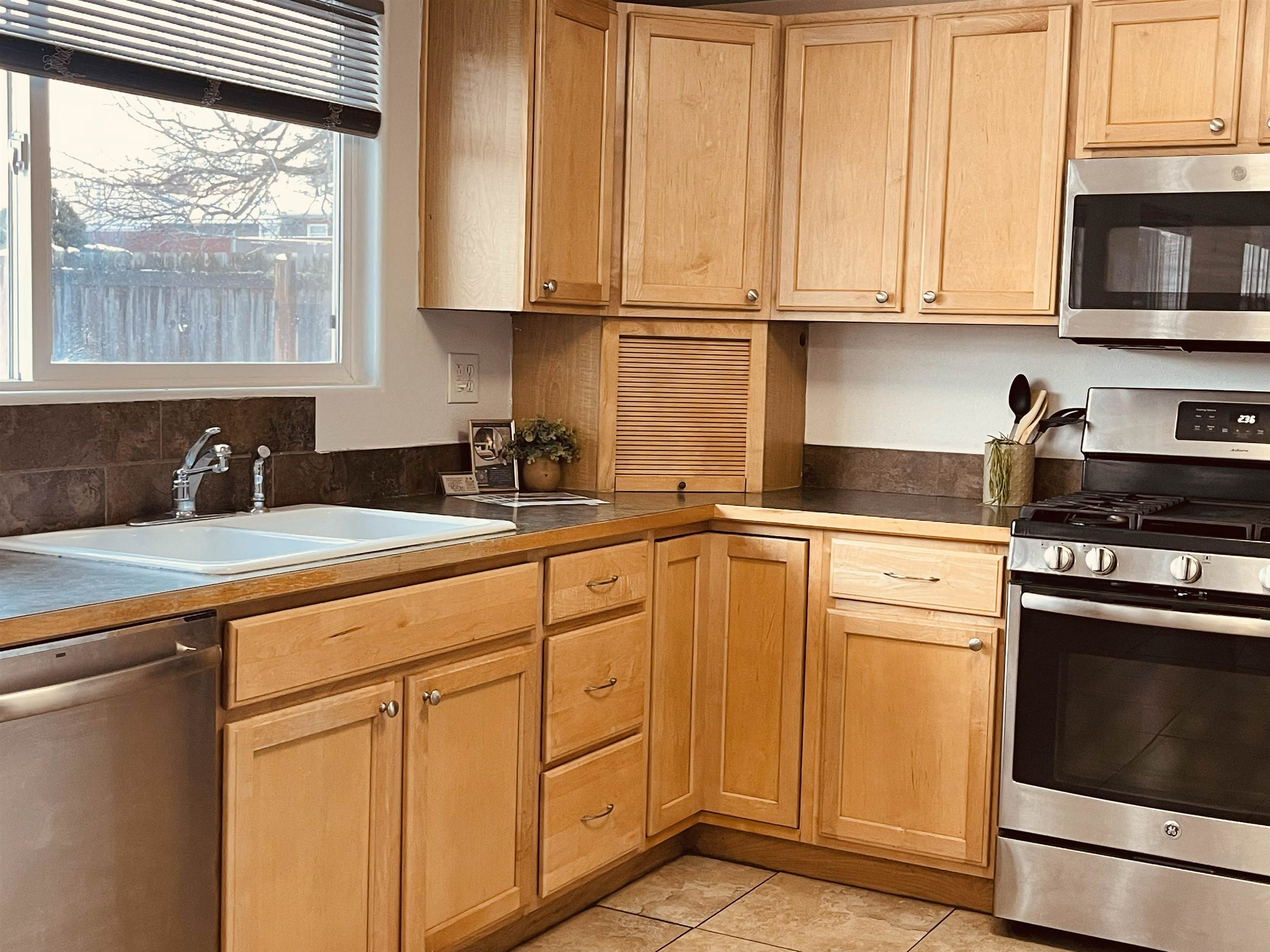 1219 North Lewis Road Spokane Valley, WA 99212 - Photo 10 of 22