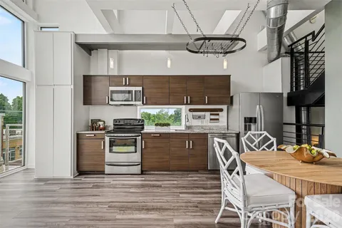 $399,000 | 3123 North Davidson Street, Unit 313, Charlotte, NC 28205