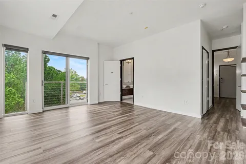 $399,000 | 3123 North Davidson Street, Unit 313, Charlotte, NC 28205
