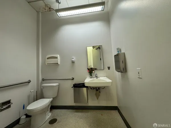 $4,350 | 5498 Geary Boulevard, Unit 5498, San Francisco, CA 94121