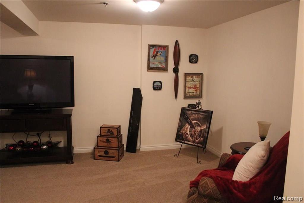 45681 North Stonewood Road, Unit 59 Canton, MI 48187 - Photo 43 of 63