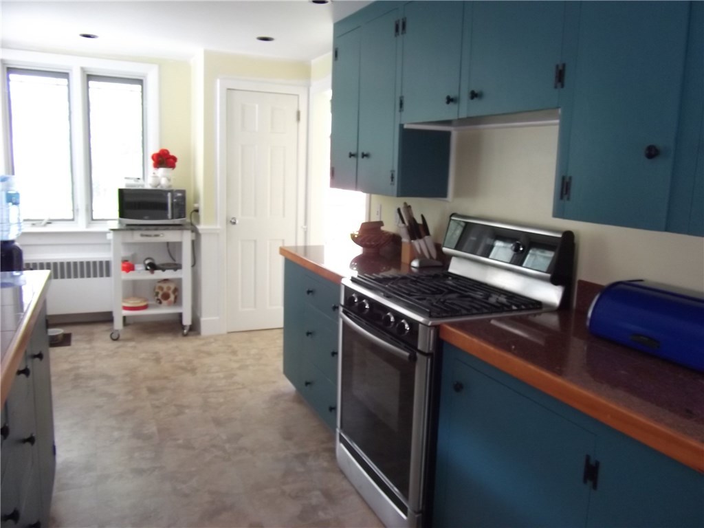 2080 Boston Neck Road North Kingstown, RI 02874 - Photo 5 of 21