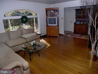 2167 Valley Hill Road Malvern, PA 19355 - Photo 5 of 6 Gallery Image 5