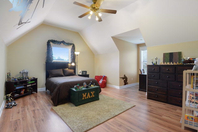 31671 Hagendorfer Road Lillian, AL 36549 - Photo 17 of 26 Upstairs bedroom