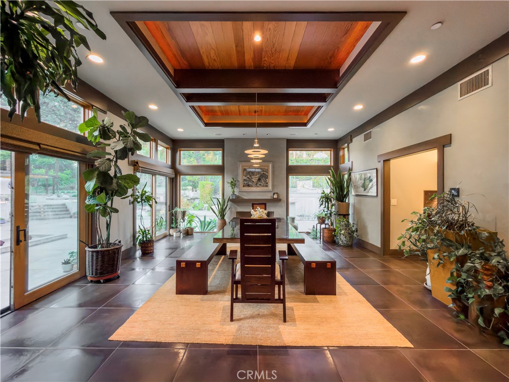 865 West Foothill Boulevard Arcadia, CA 91006 - Photo 20 of 40 Dining room