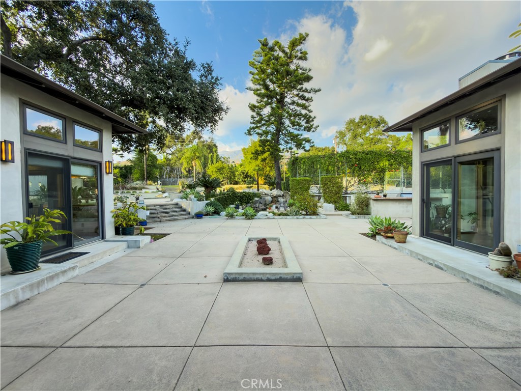 865 West Foothill Boulevard Arcadia, CA 91006 - Photo 34 of 40 Back yard and courtyard
