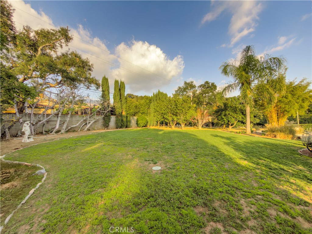 865 West Foothill Boulevard Arcadia, CA 91006 - Photo 10 of 40