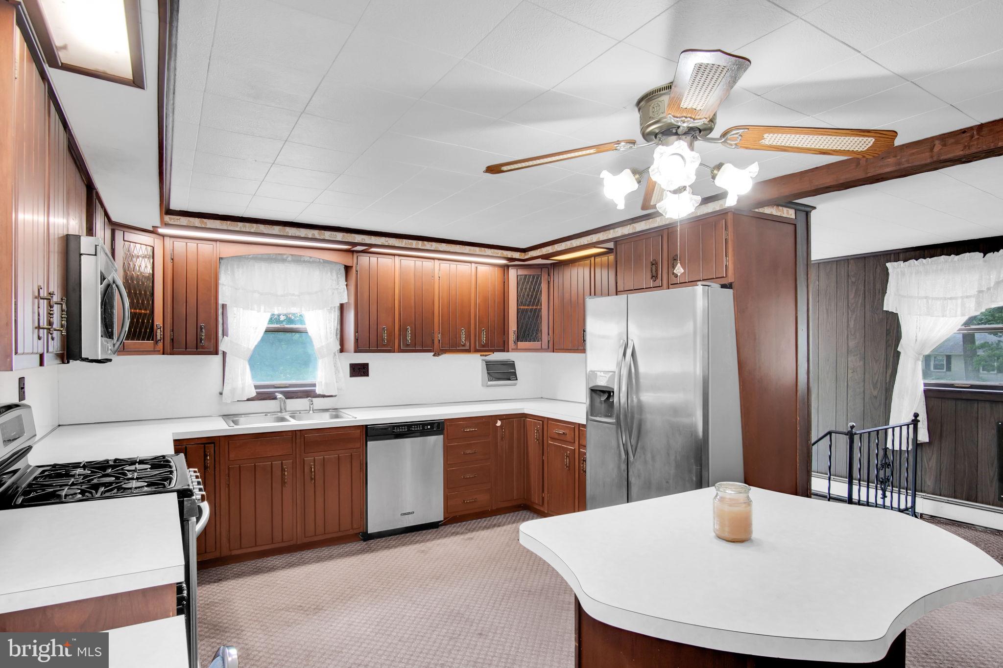 1287 West Springfield Road Seven Valleys, PA 17360 - Photo 19 of 51 kitchen