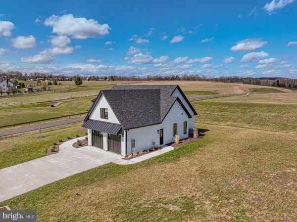 $599,900 | 15 Walnut Ridge, Grantsville, MD 21536