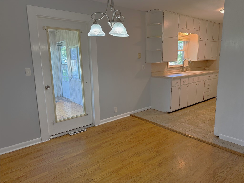 1005 South 3rd Street Effingham, IL 62401 - Photo 8 of 24