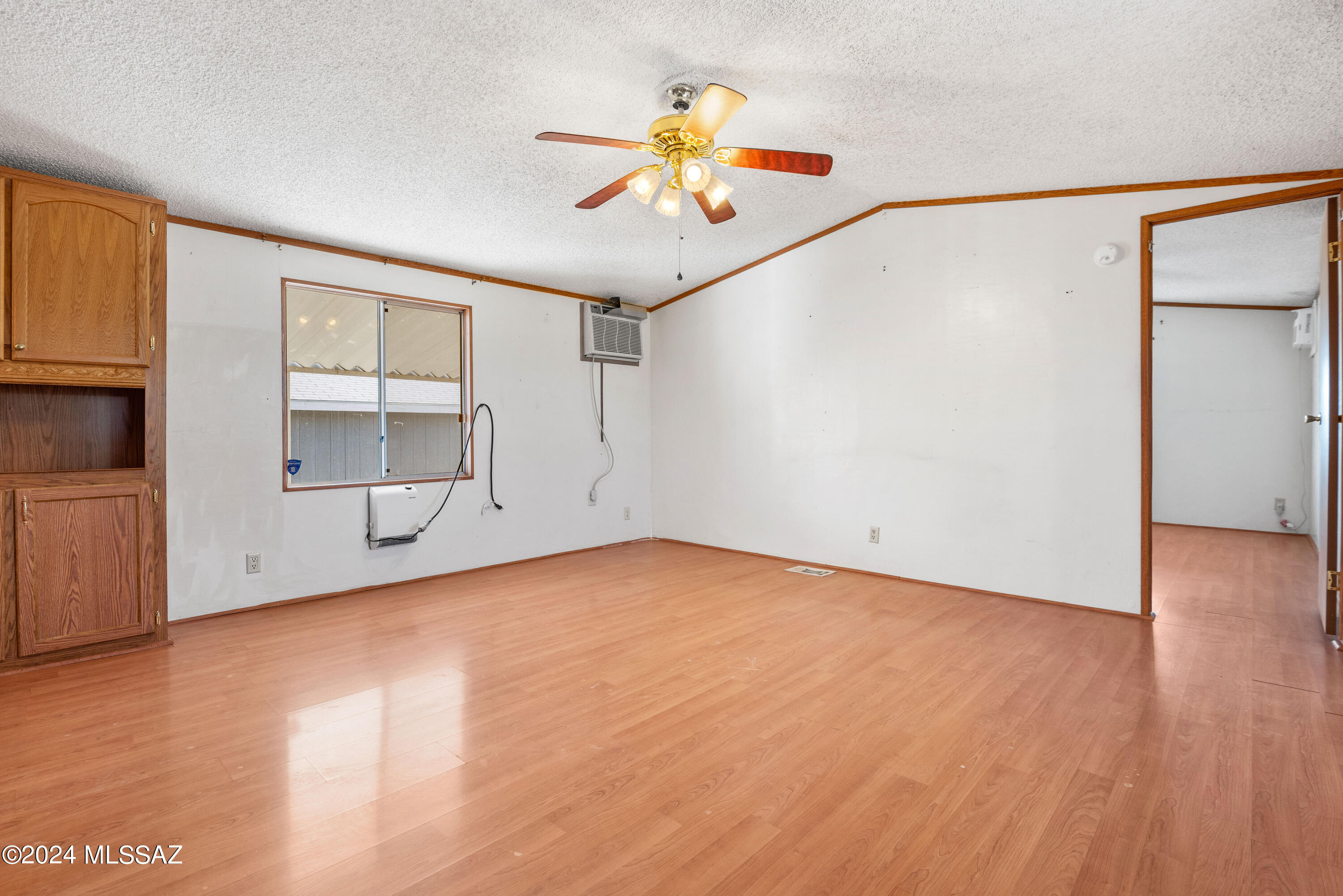 7340 North Gemstone Road Tucson, AZ 85743 - Photo 10 of 33 Gallery Image 10