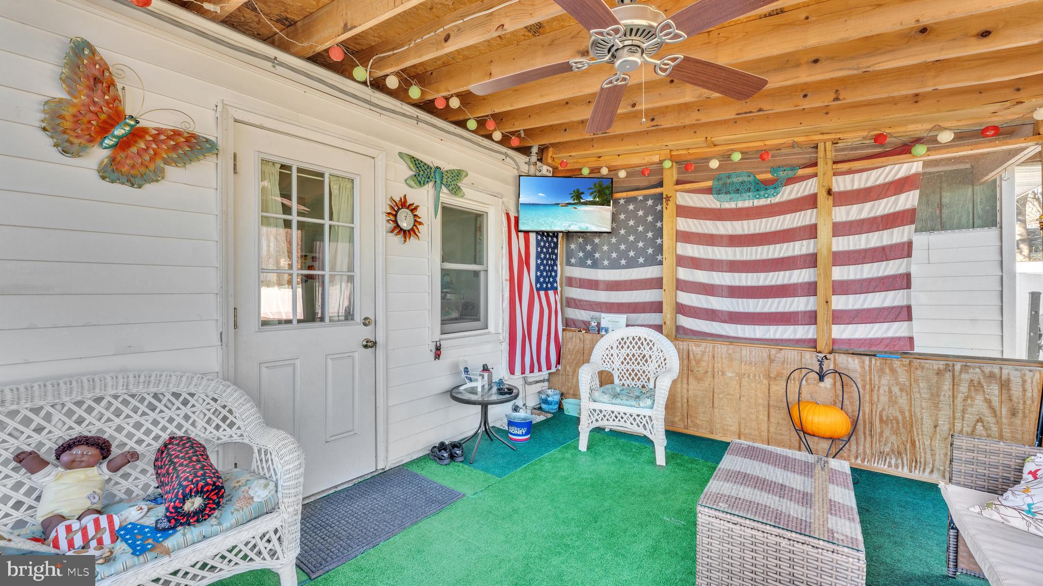 1065 Janes Road Dover, DE 19901 - Photo 19 of 23 a backyard of a house with seating space
