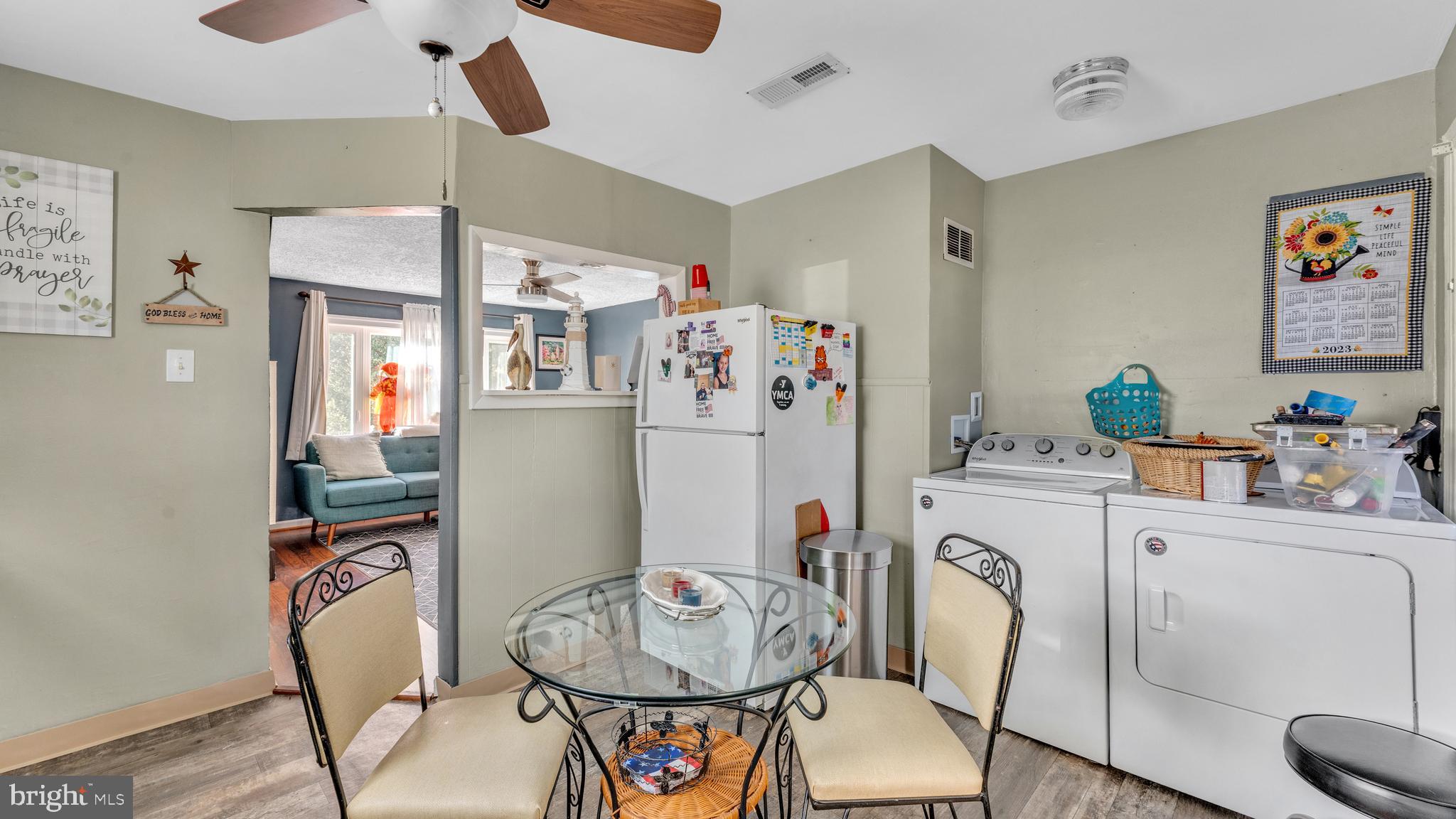 1065 Janes Road Dover, DE 19901 - Photo 10 of 23 a dining room with furniture and window
