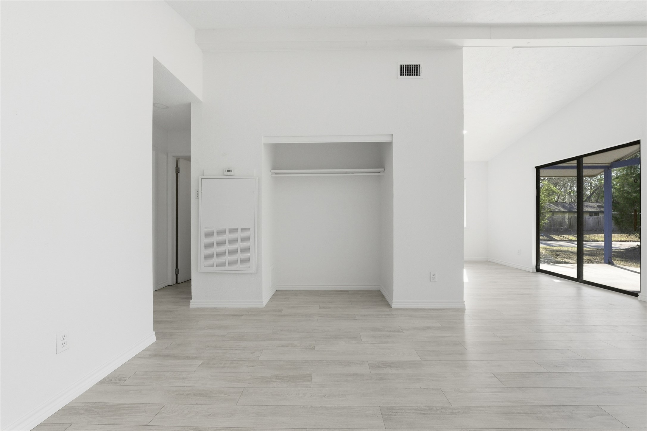 28600 Magnolia Way Huntsville, TX 77320 - Photo 5 of 26