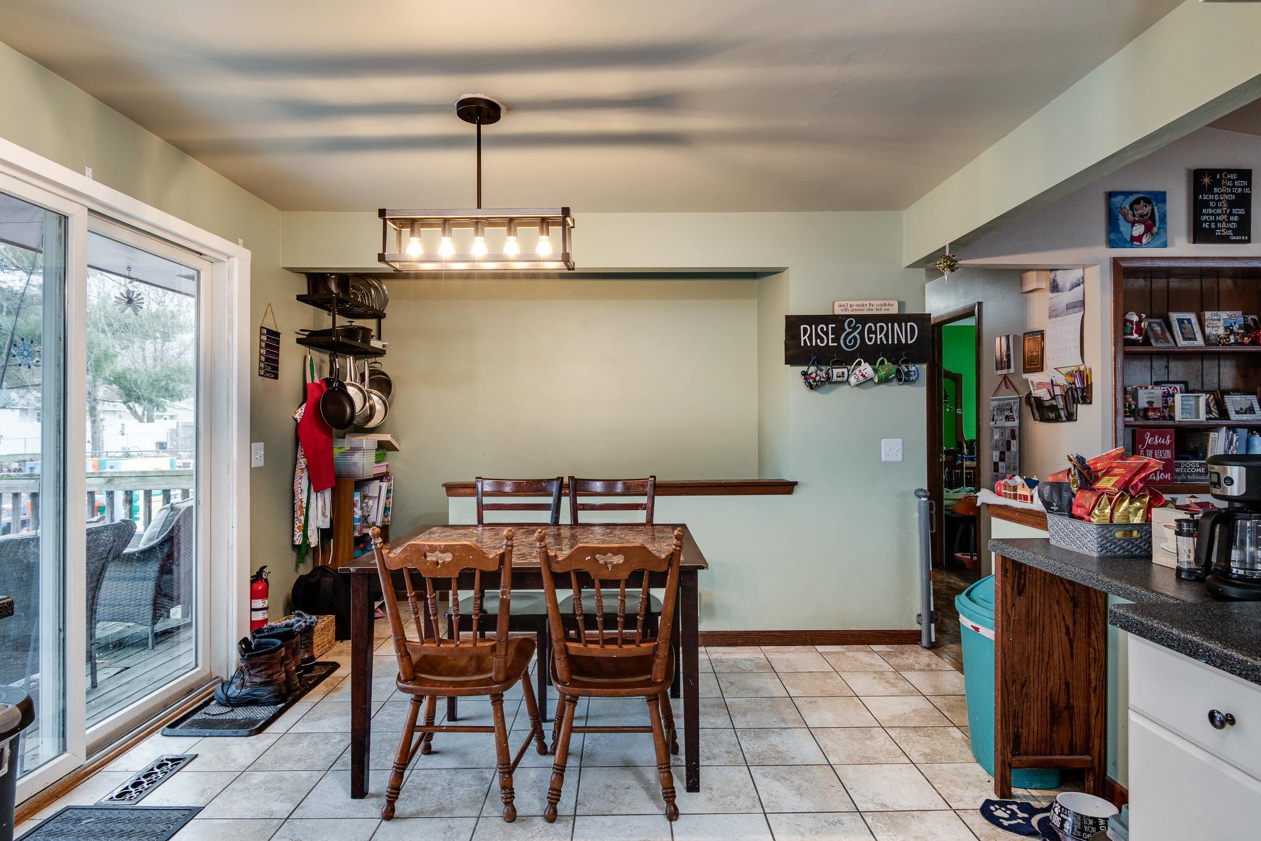 3321 Berkshire Road Janesville, WI 53546 - Photo 11 of 31