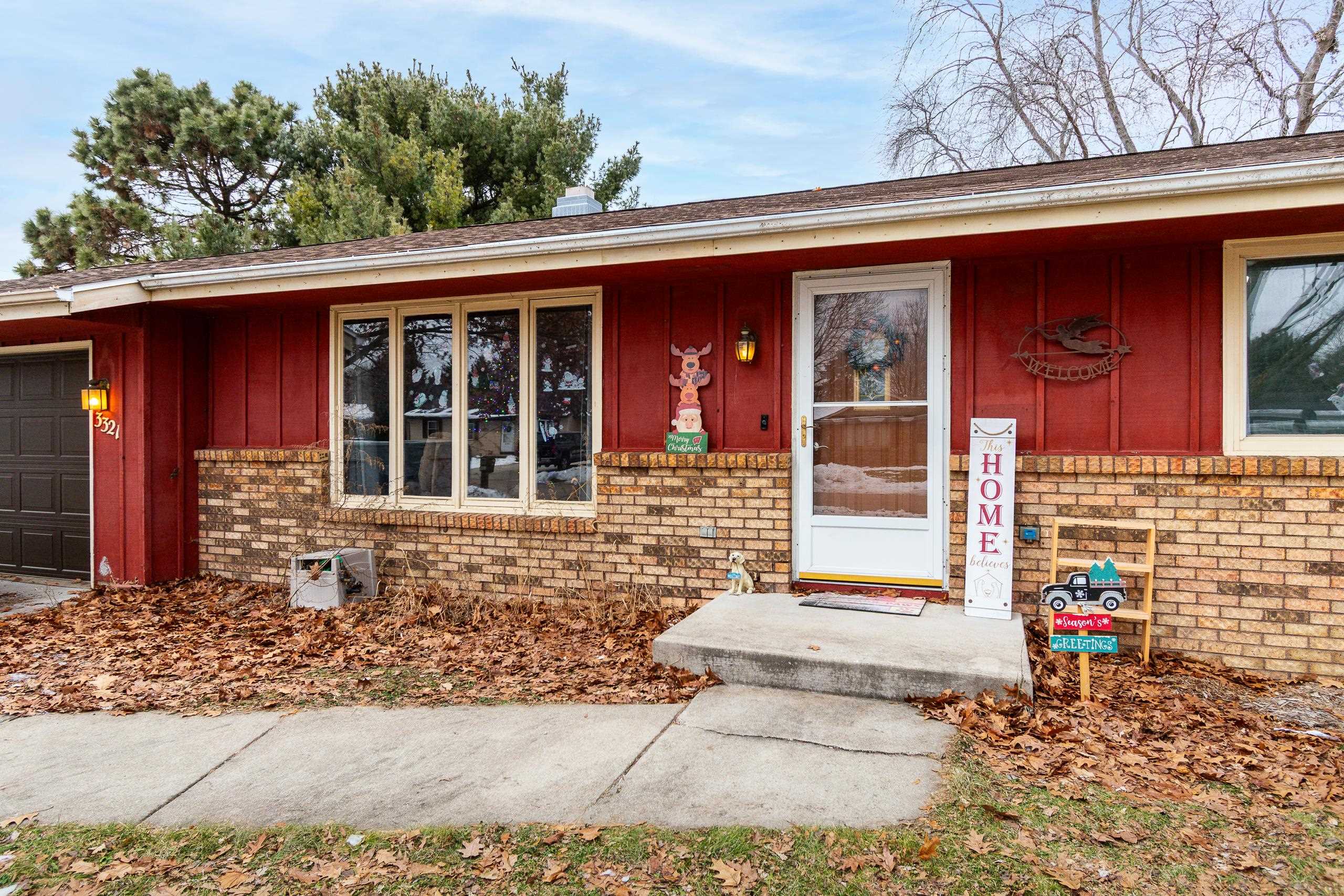 3321 Berkshire Road Janesville, WI 53546 - Photo 2 of 31